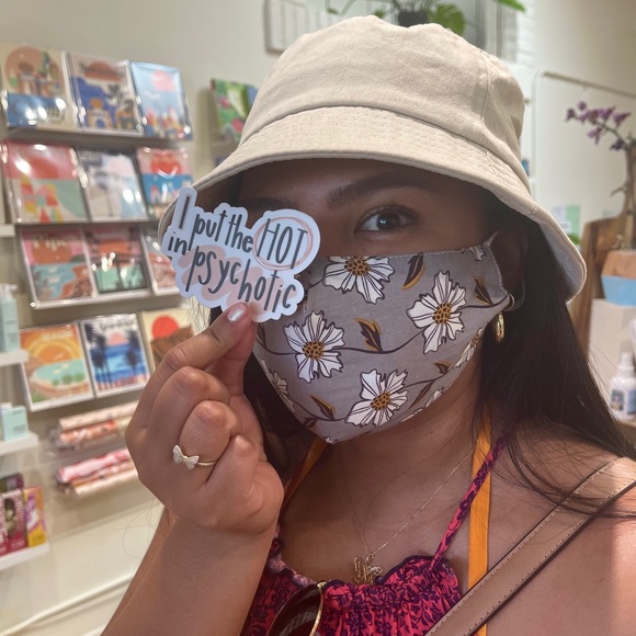 Meet your Posher, Gianna - Picture 6 of 7